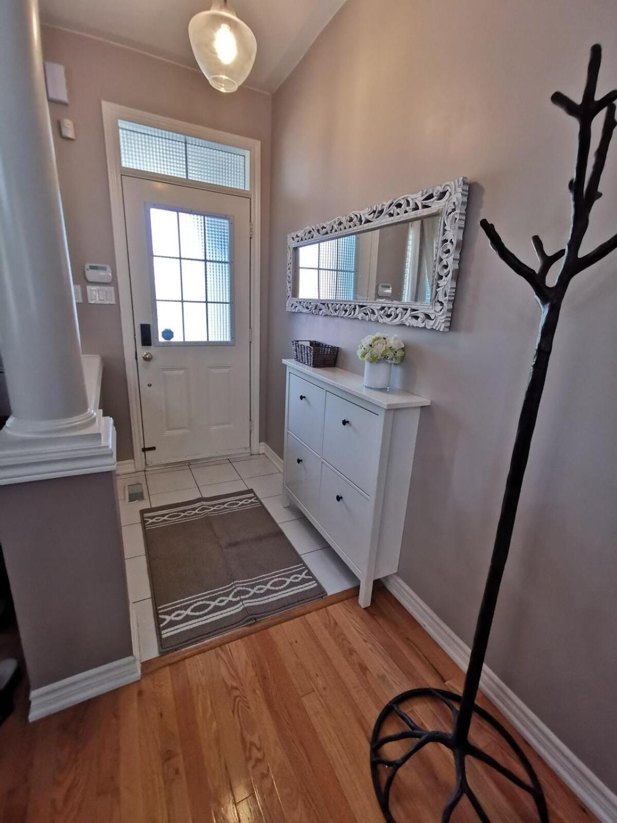 4 Bedroom 3 Washroom Charming Home In Markham With Warm Cozy Vibe Exterior foto